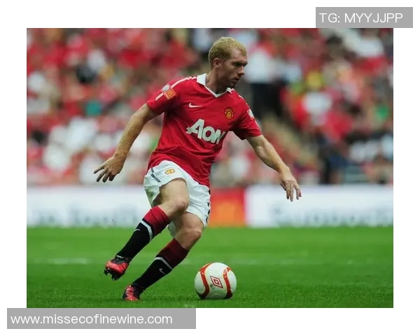 足球明星卡牌解说带你领略绿茵场上的传奇故事与精彩瞬间